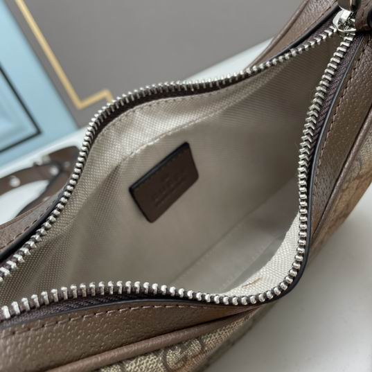 Gucci Attache 699409 23x22x5cm ww  (31)